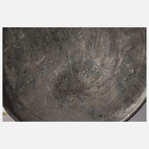 Nürnberger Fayencewalzenkrug