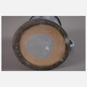 Nürnberger Fayencewalzenkrug