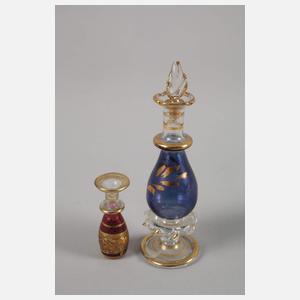 Fünf kleine Parfumflakons