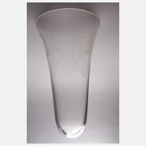 Silbervase im Rokokostil