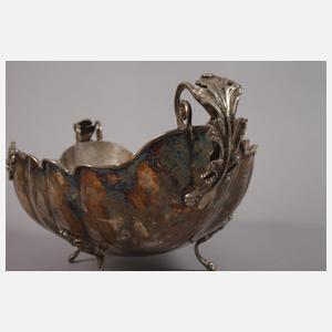 Silbertablett und Henkelschale