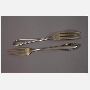 Drei Sets Dessertbesteck