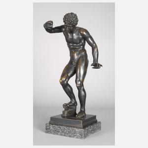 Antikenrezeption musizierender Faun mit Zimbeln