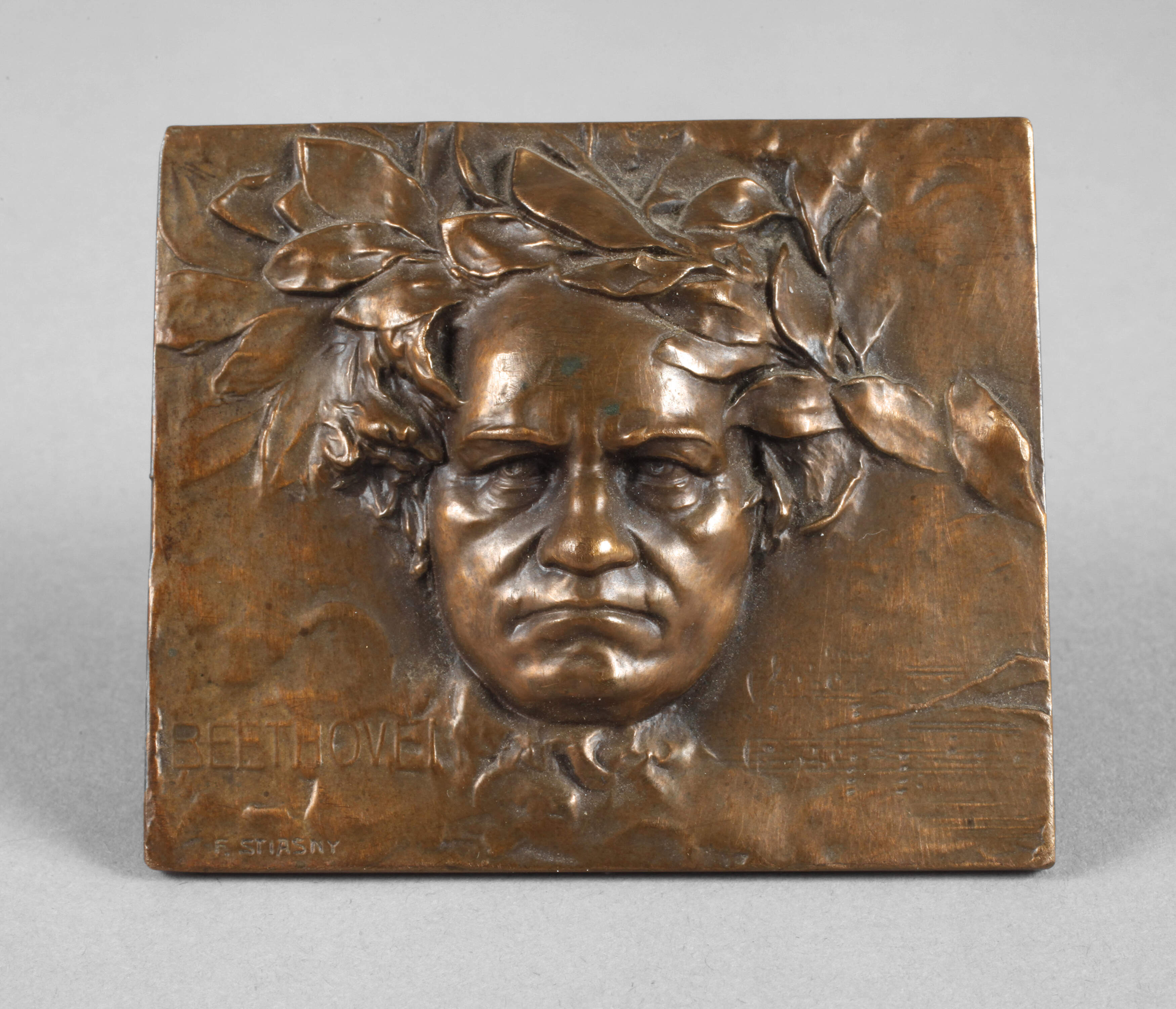 Franz Stiasny, kleines Bronzerelief Beethoven
