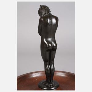 Marcel Kleine, weiblicher Akt auf Schale