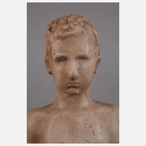 Heinrich Moshage, stehender Junge nach dem Bade