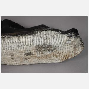 Figürliche Steinschnitzerei