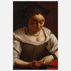 Lesende Dame am Tisch