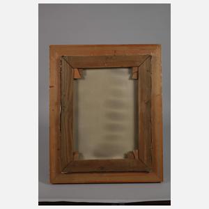 Junge Bäuerin mit Korb und rotem Kopftuch