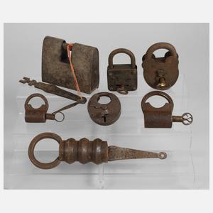 Konvolut historische Vorhängeschlösser