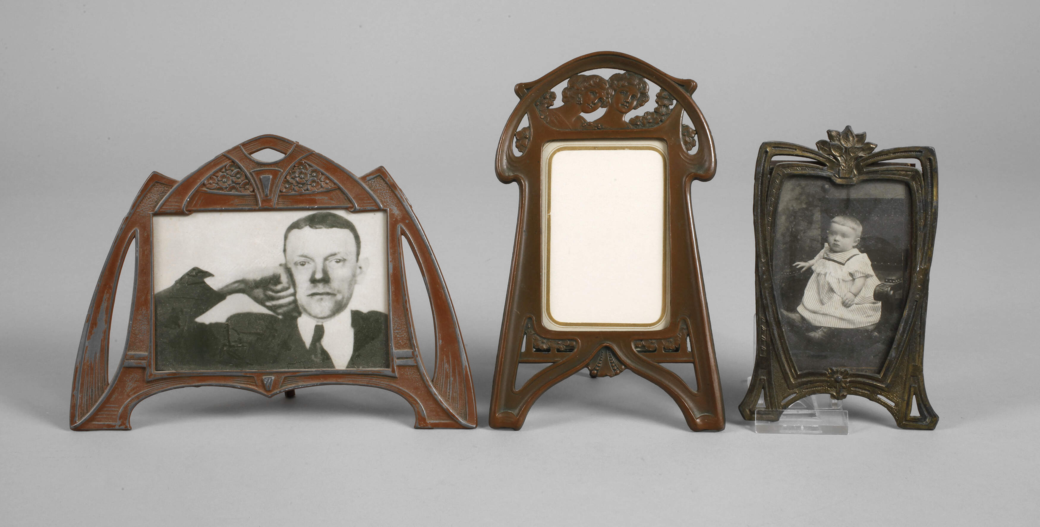 Drei Tischbilderrahmen Jugendstil