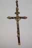 Zwei Kruzifixe