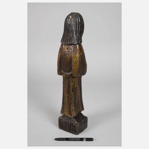 Expressive Schnitzarbeit