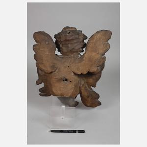 Geschnitzte Engelsdarstellung