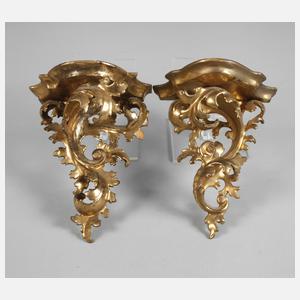 Paar geschnitzte Wandkonsolen