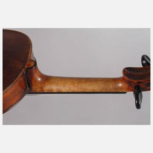Violine im Etui