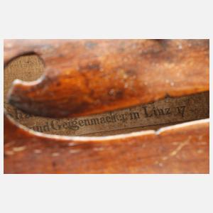 Violine im Etui