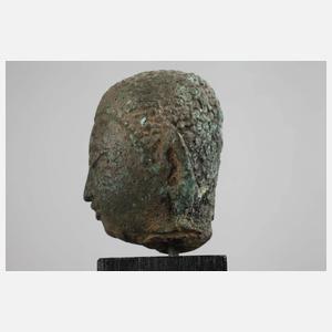 Fragment einer Buddhafigur