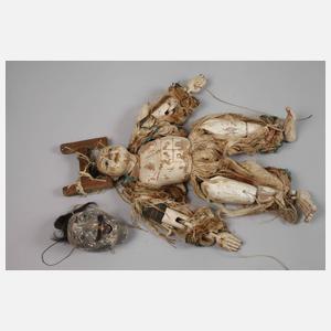 Drei historische Marionetten