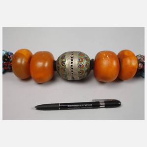 Übergroße Ethnokette