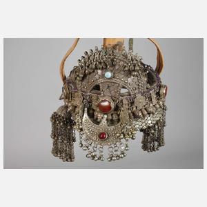 Folkloristischer Kopfschmuck