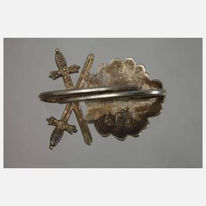 Eichenlaub mit Schwertern