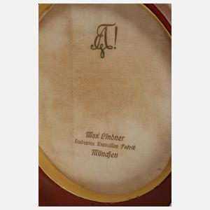 Zwei studentische Schirmmützen