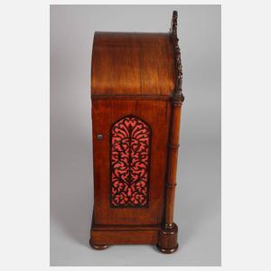 Stutzuhr mit Carillon, William Johnson London