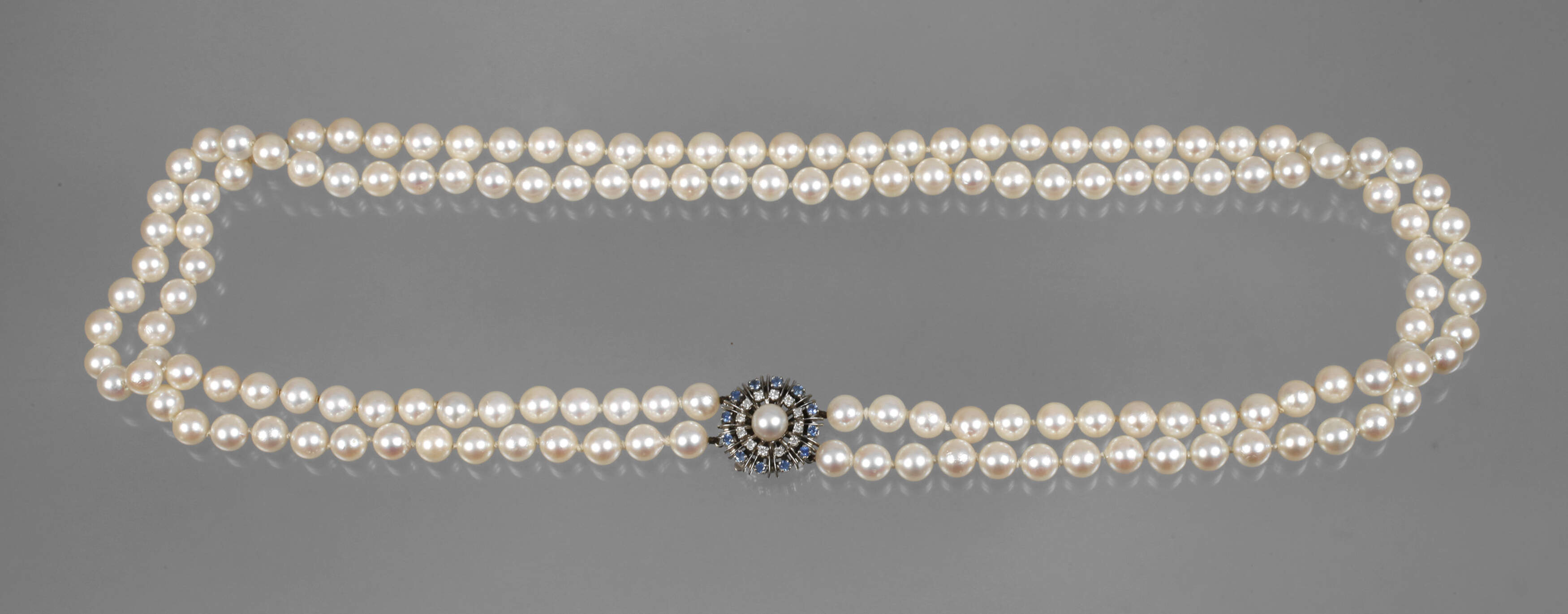 Perlenkette mit Brillantschließe
