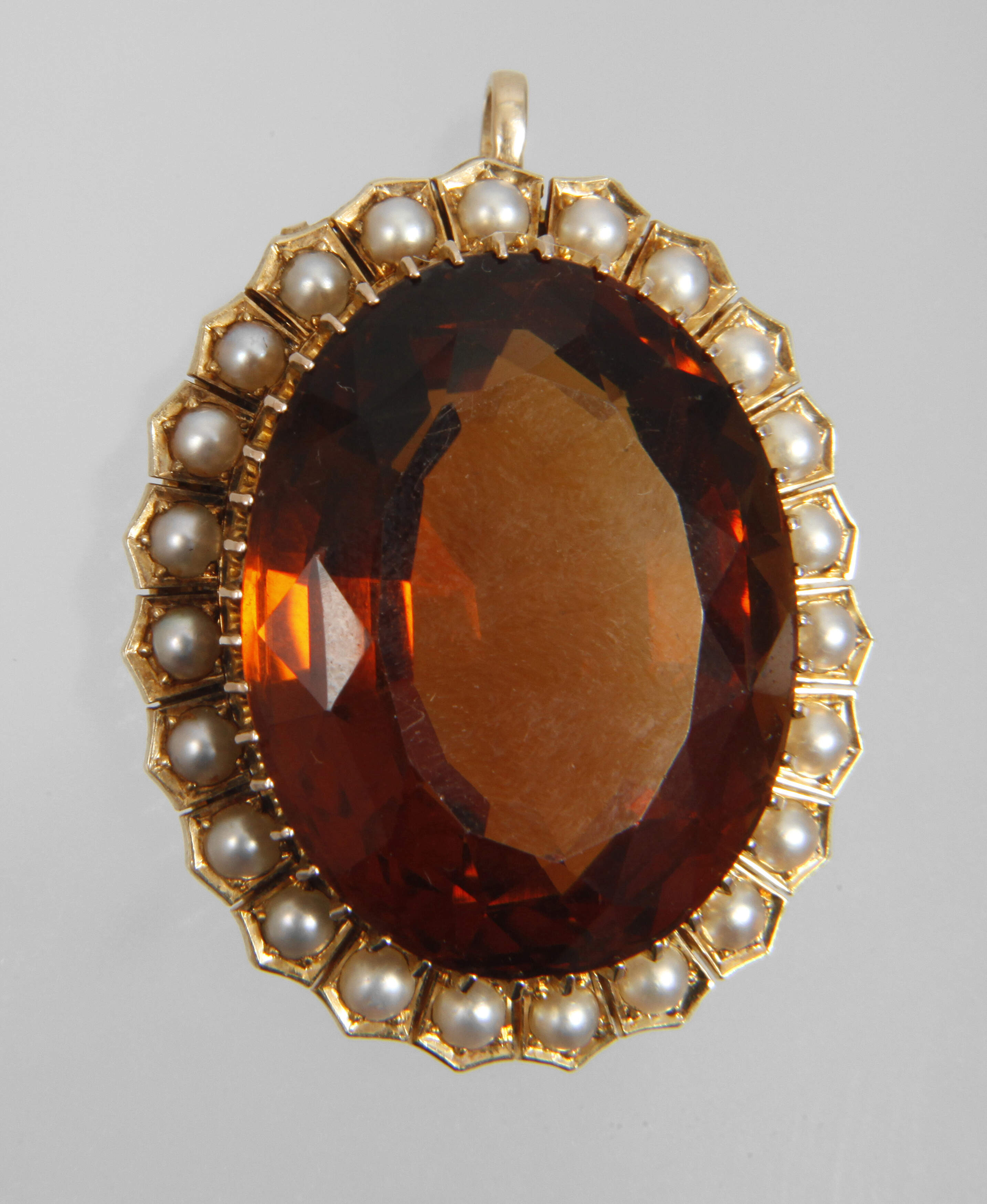 Prächtiger Anhänger mit Citrin und Saatperlen