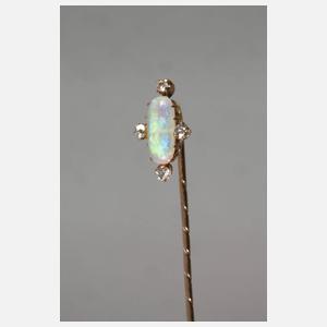Reversnadel mit Edelopal und Diamanten