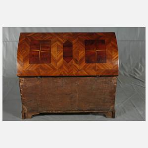 Höfische Runddeckeltruhe barock