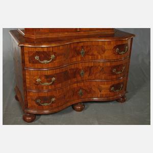 Kommode mit Vitrinenaufsatz Barock