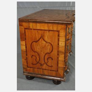 Kleine Barockkommode