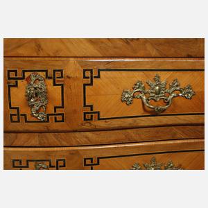 Barockkommode mit Malteserkreuz