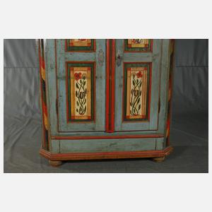Bemalter Bauernschrank