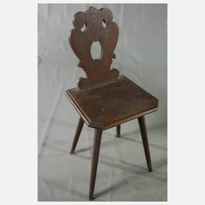 Tisch und vier Brettstühle