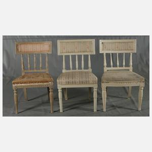 Drei gustavianische Stühle