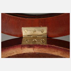 Präsentationstisch Russland