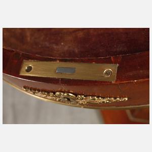 Präsentationstisch Russland