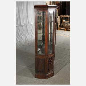 Kleiner Vitrinenschrank