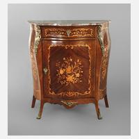 Halbschrank im Louis XV.-Stil111