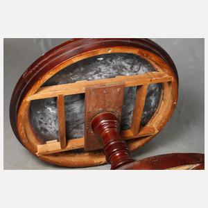 Tisch mit Pietra Dura-Platte