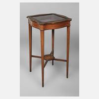 Kleine Tischvitrine111