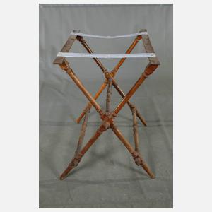 Klappbarer Serviertisch