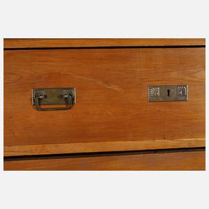 Große Chiffonnière