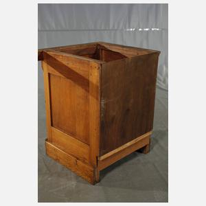 Großer Komturschreibtisch