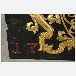 Übergroße höfische Kaminplatte