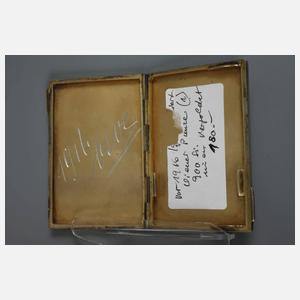 Vier kleine Dosen mit Emaille