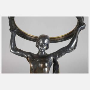 Figürlicher Tafelaufsatz Zinn